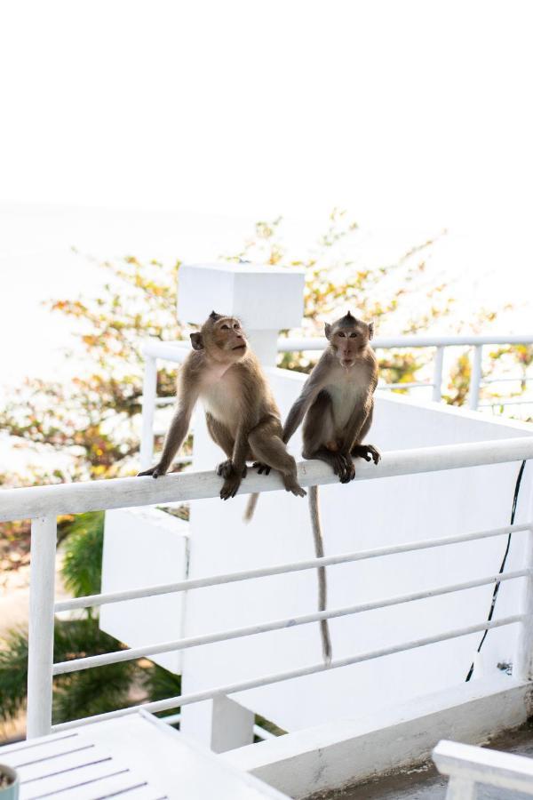 サラヴォアン ケップ ホテル エクステリア 写真